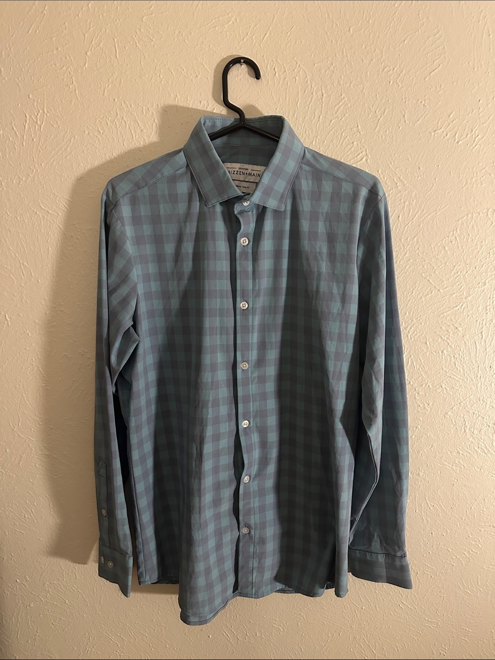 Mizzen+Main Blue and Teal Gingham Button-Down Shirt